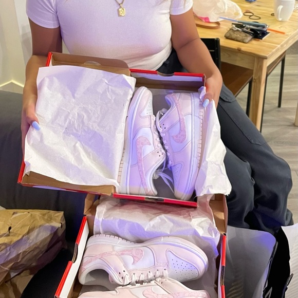 Pink Paisley Dunks - Picture 6 of 6